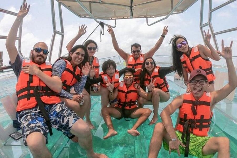 Envatours: 100% Clear Boat Tour