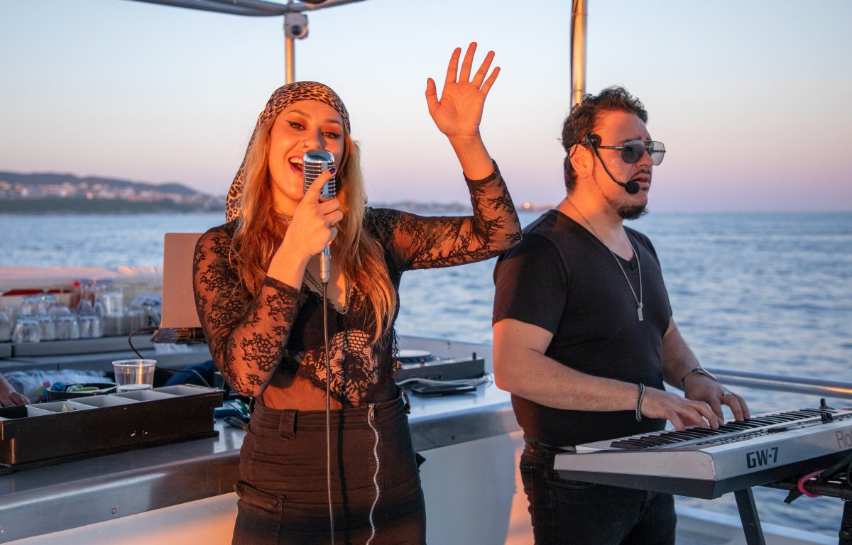 Wild Cabo Tours: Sunset Sessions Cruise